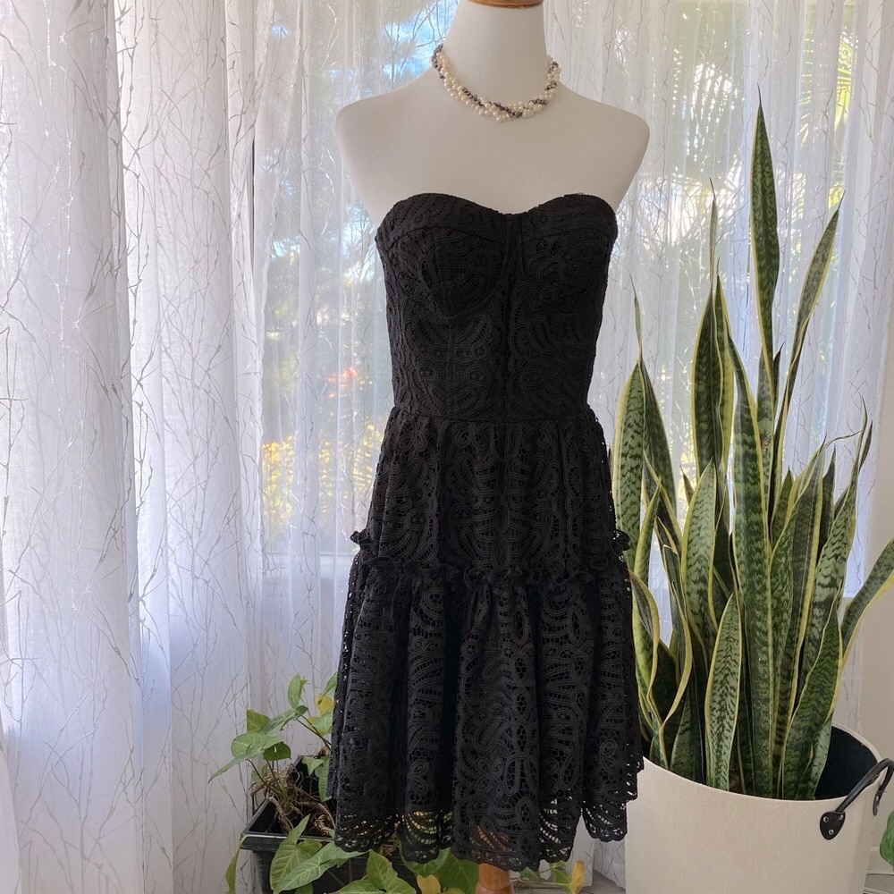ANTHROPOLOGIE Black Lace Strapless Dress 6 - Picture 1 of 12